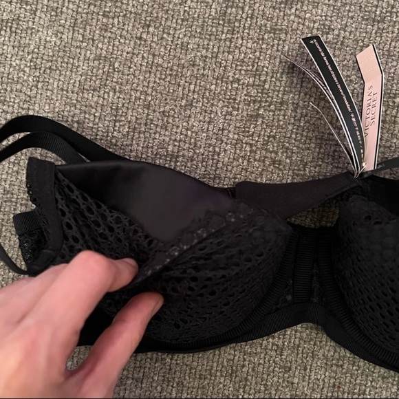 Bra by Victoria’s Secret - Picture 5 of 9
